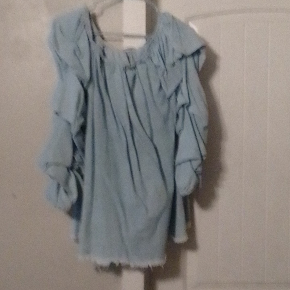 Woman shirts